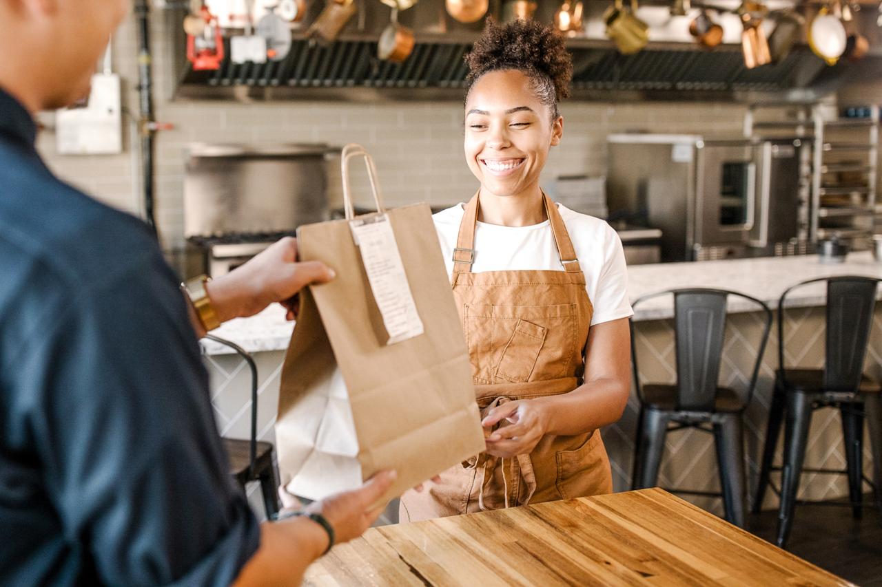 deliveryhandoff-ghostkitchen